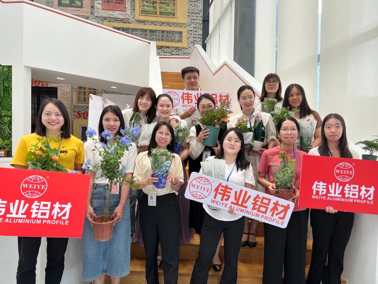 以愛澆灌，禮贈母親 | 偉業(yè)鋁材感恩母親節(jié)職工活動圓滿舉辦