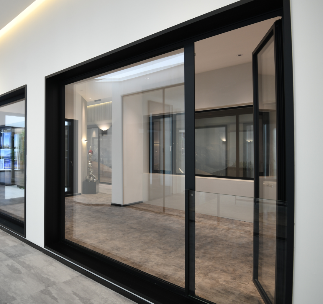 68斷橋內開內倒窗+外掛護欄窗